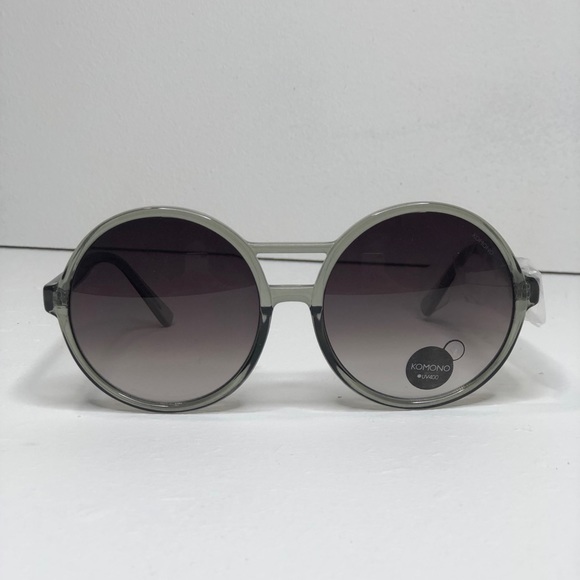 KOMONO Coco Black Smoke Sunglasses (NEW) - Picture 4 of 11